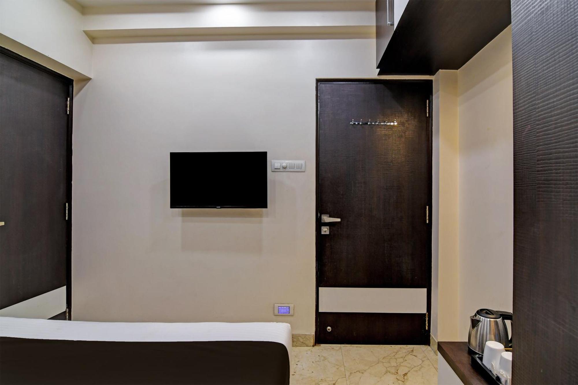 Hotel O Shivaalay Inn Near Newtown Bus Stand Калькутта Экстерьер фото